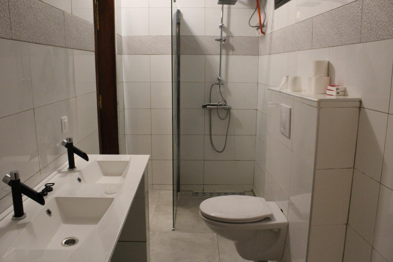 Le Ngapatel Lägenhet Ngaparou Exteriör bild